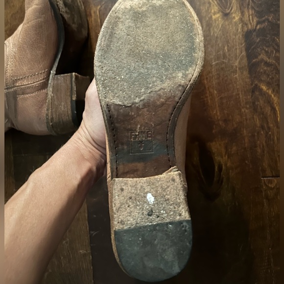 Frye distressed Carson Booties - boots - Picture 4 of 7